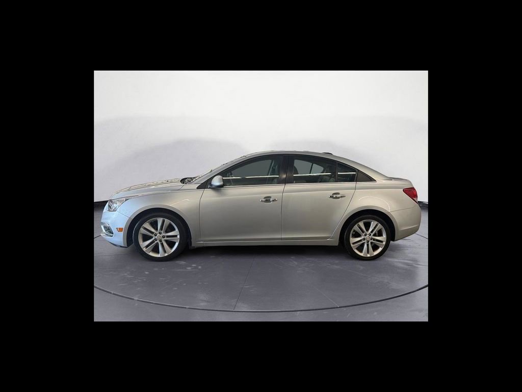 Used 2015 Chevrolet Cruze LTZ image 3