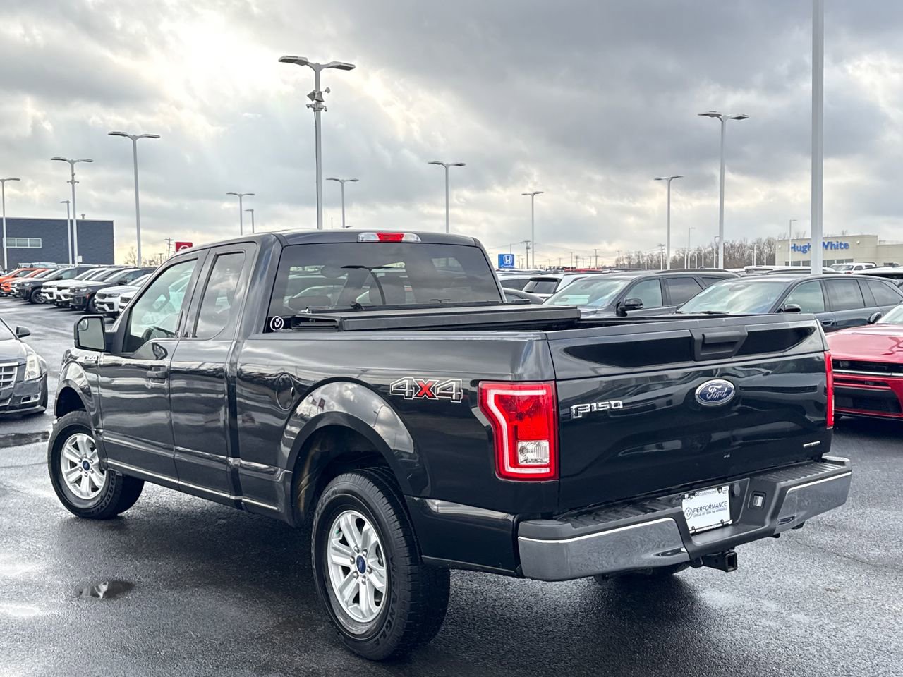 Used 2015 Ford F150 XLT image 5