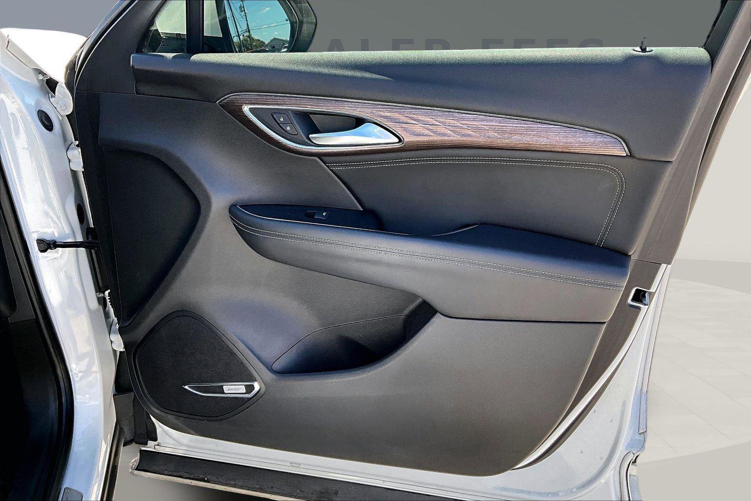 Used 2021 Buick Envision Avenir image 28