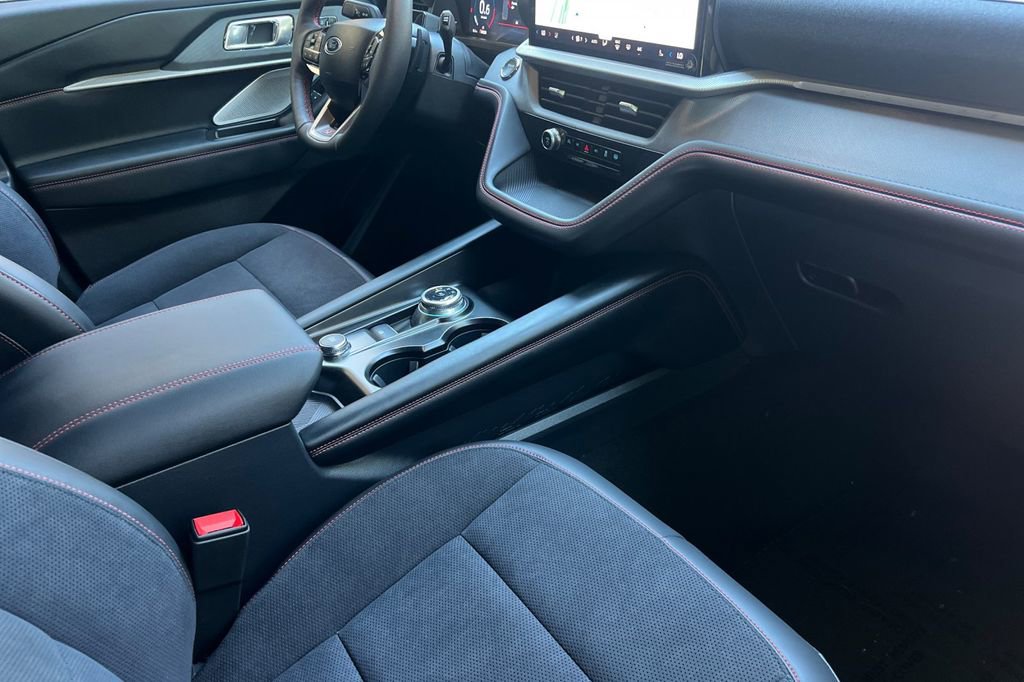 New 2026 Ford Explorer ST w/ Sun And Sound Package image 14