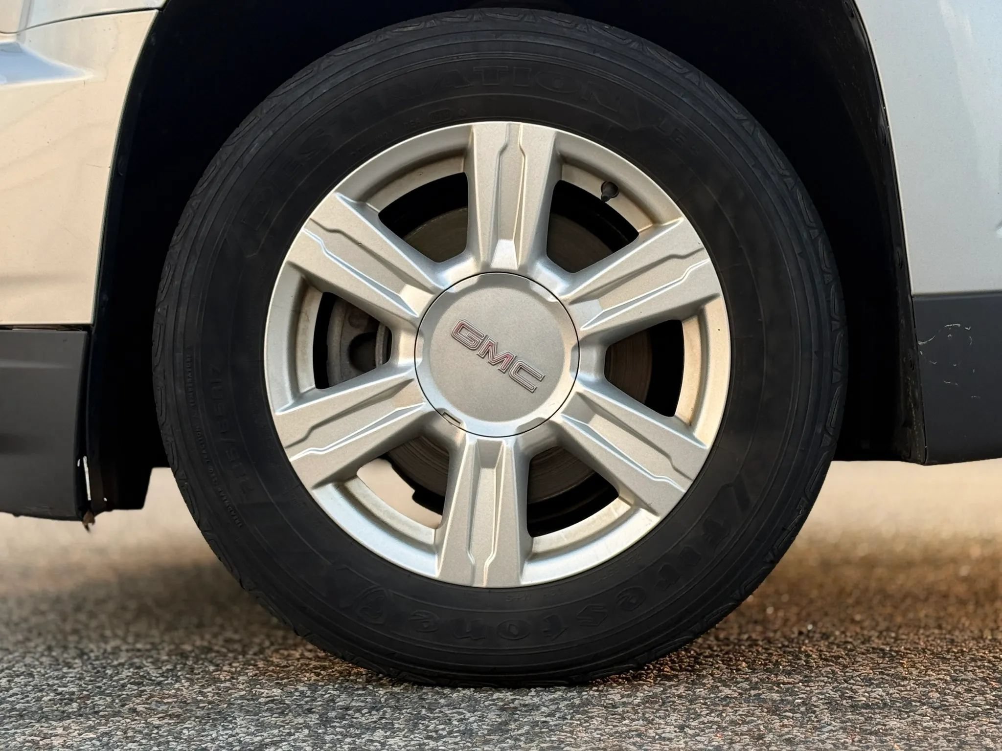 Used 2016 GMC Terrain SLE AWD/4WD image 29