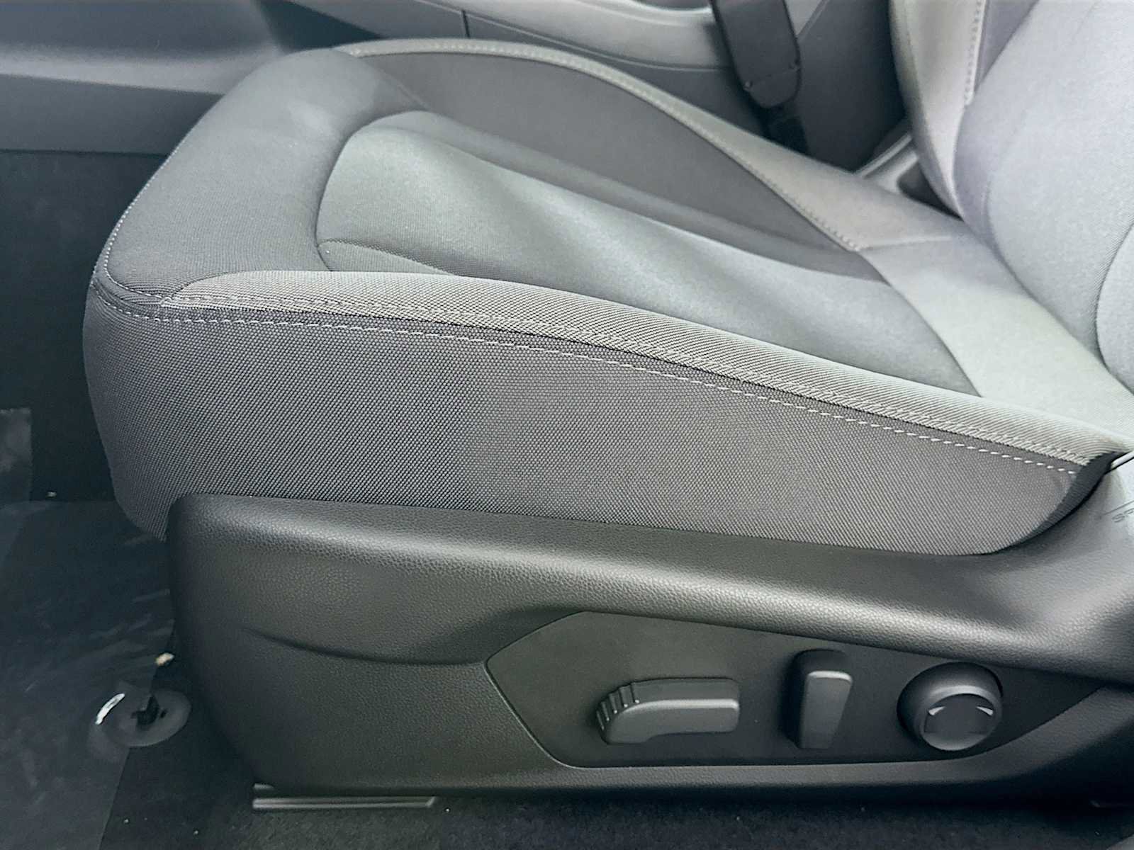 New 2025 Subaru Crosstrek 2.0i Premium image 17