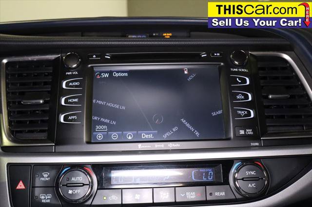 Used 2019 Toyota Highlander XLE FWD image 25