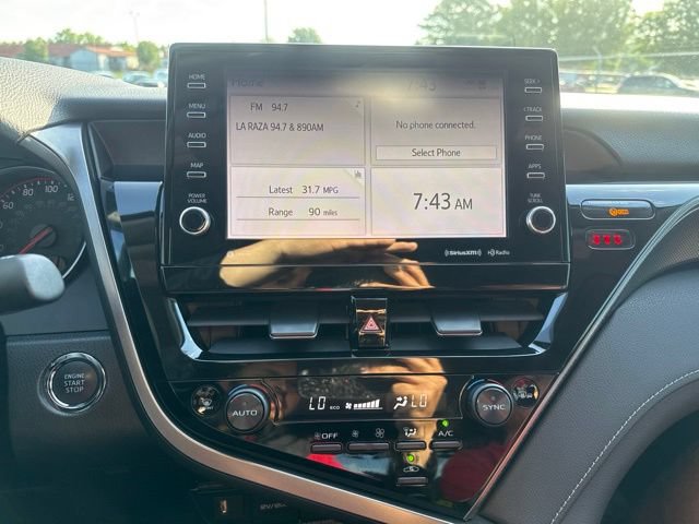 Used 2021 Toyota Camry XSE FWD image 30