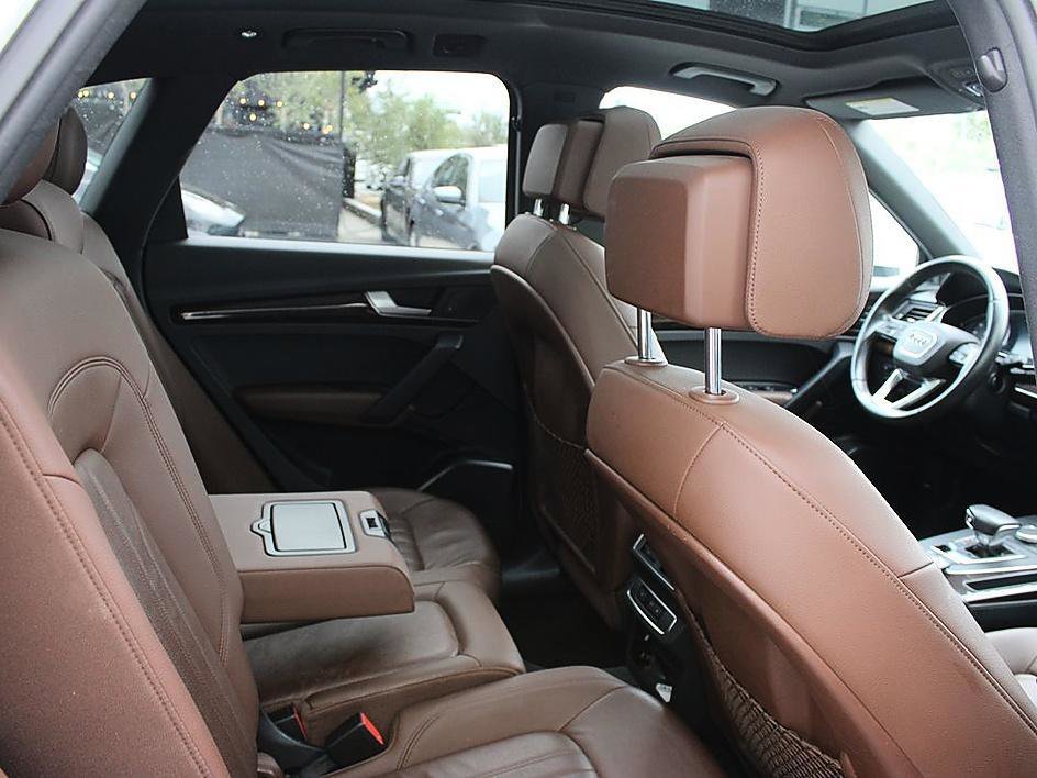 Used 2019 Audi Q5 2.0T Premium w/ Convenience Package image 18