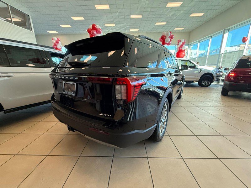 New 2026 Ford Explorer Active w/ Active Comfort Package image 2