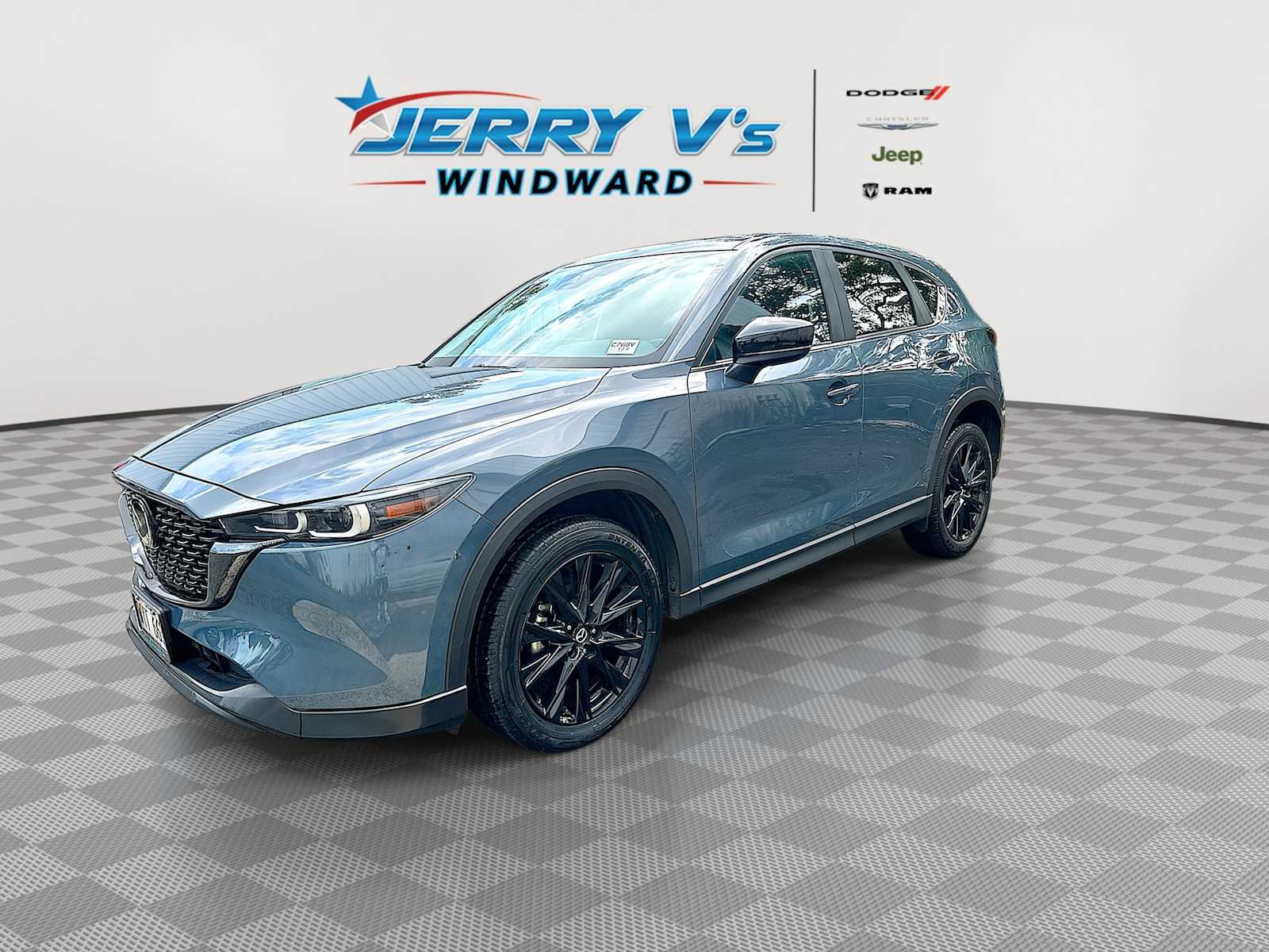 Used 2024 MAZDA CX-5 Carbon Edition image 4