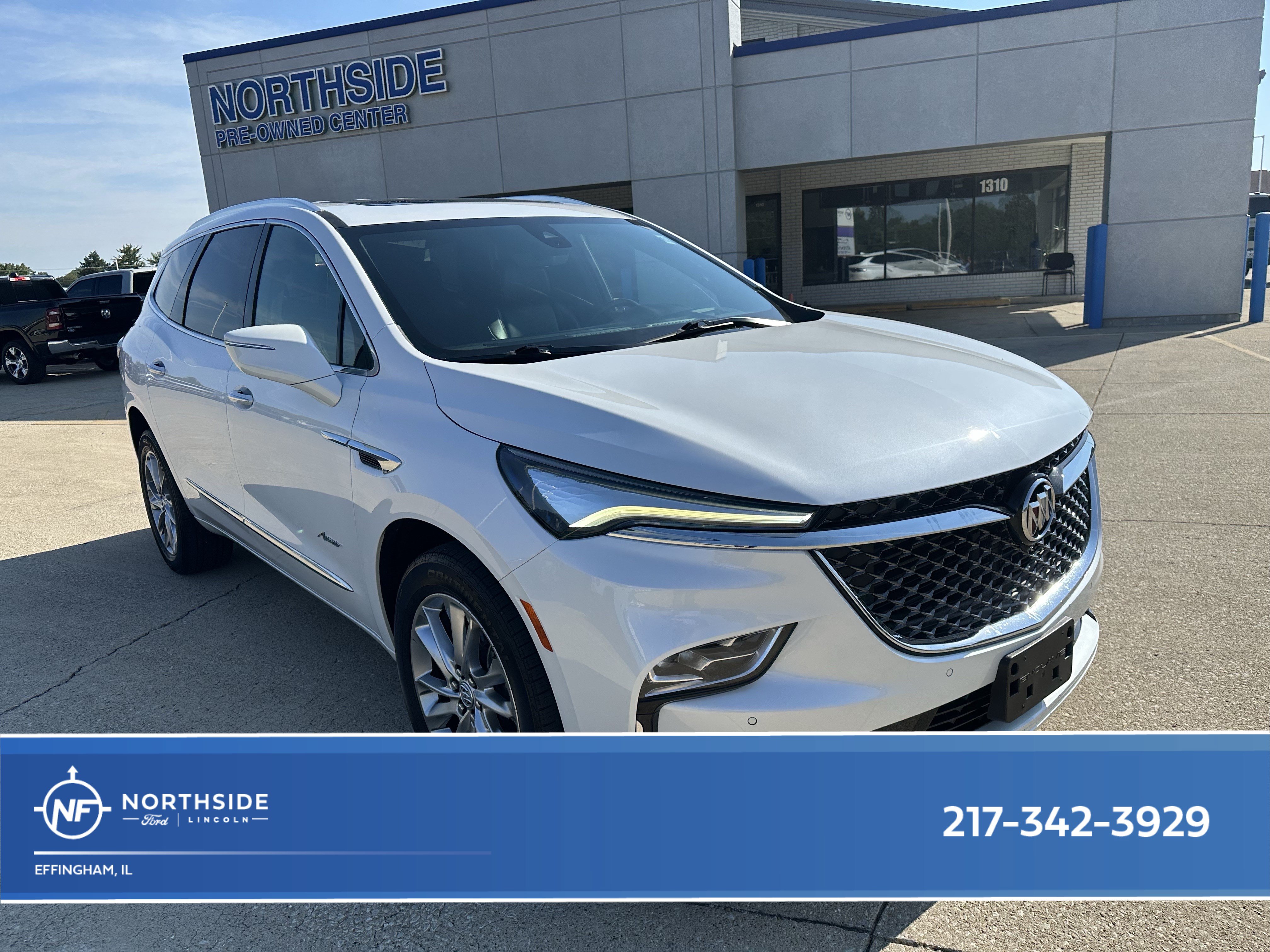 Used 2023 Buick Enclave Avenir w/ Avenir Technology Package AWD/4WD image 1