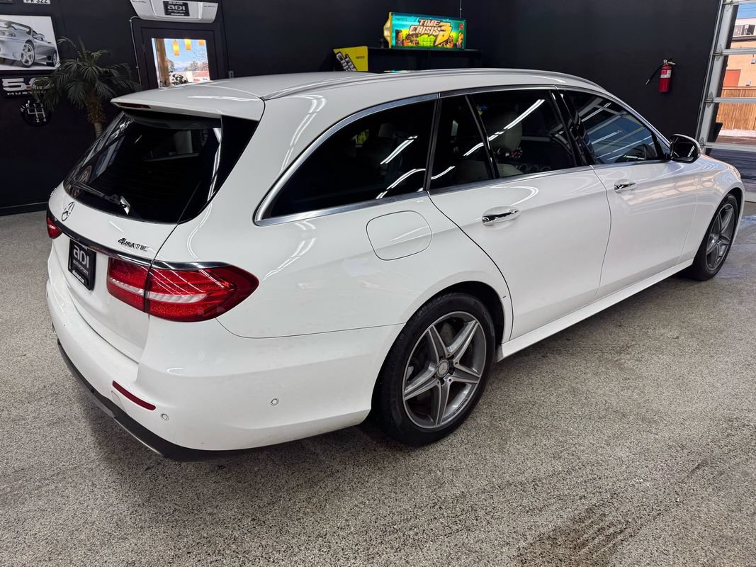 Used 2017 Mercedes-Benz E 400 4MATIC Wagon image 5