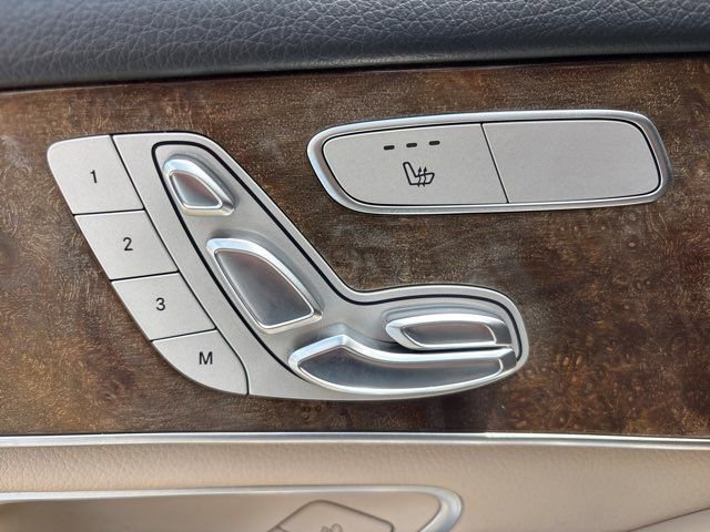 Used 2017 Mercedes-Benz GLC 300 4MATIC w/ Premium 3 Package image 20