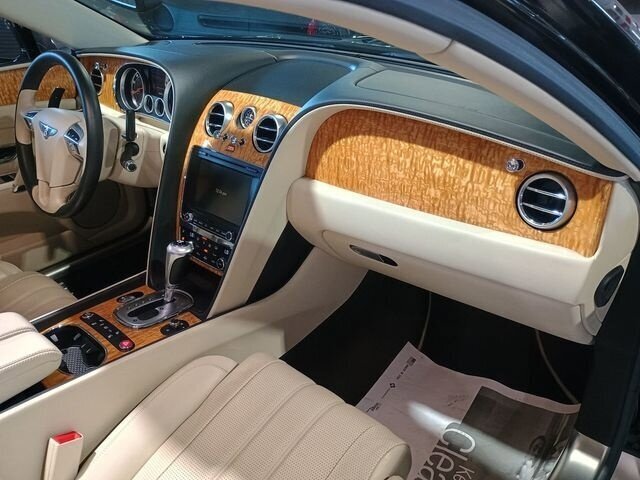 Used 2015 Bentley Flying Spur V8 AWD/4WD image 14