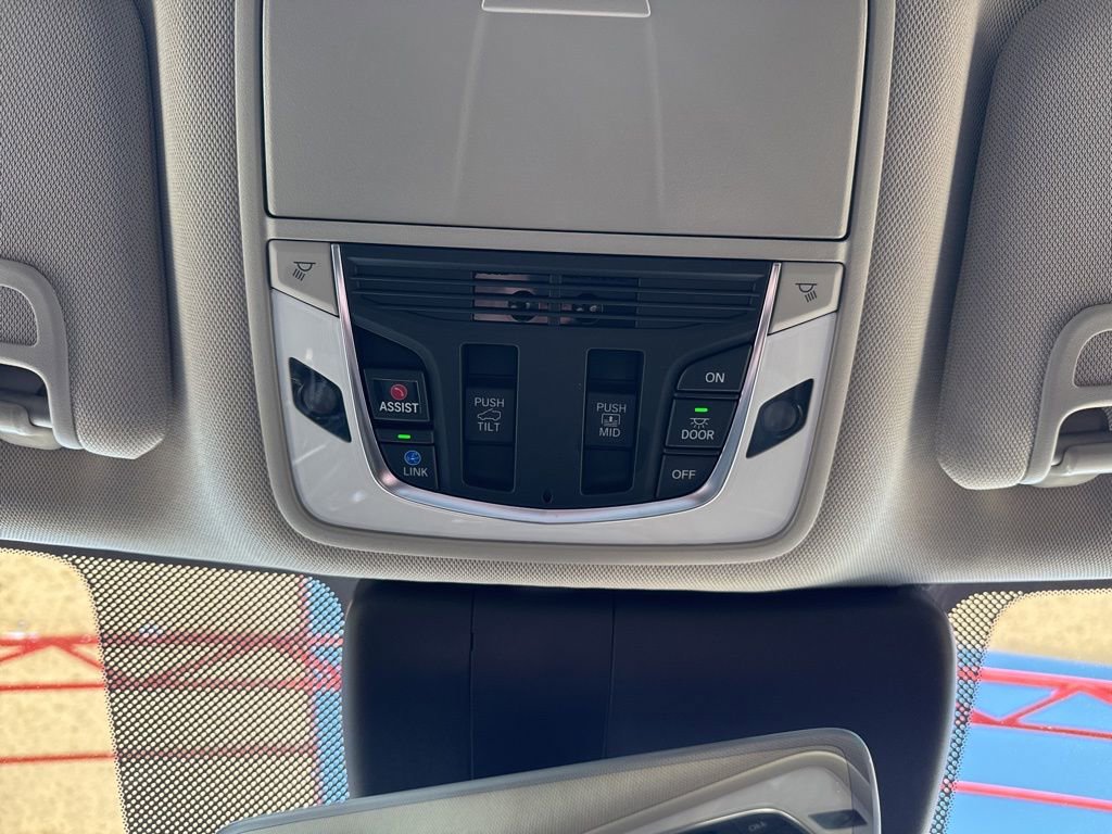 Used 2023 Acura RDX w/ Technology Package image 21