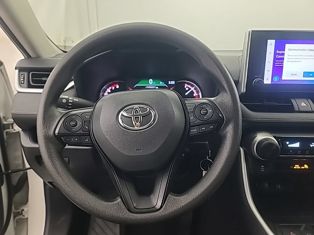 Used 2025 Toyota RAV4 LE AWD/4WD image 31