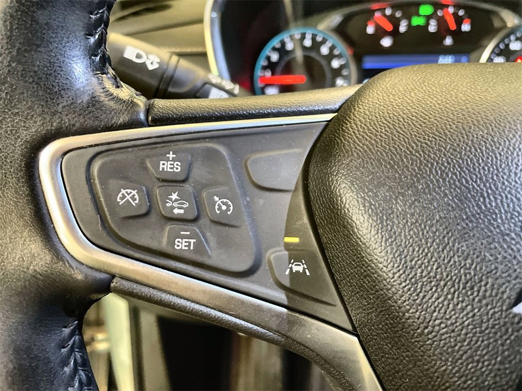 Used 2020 Chevrolet Equinox Premier image 17