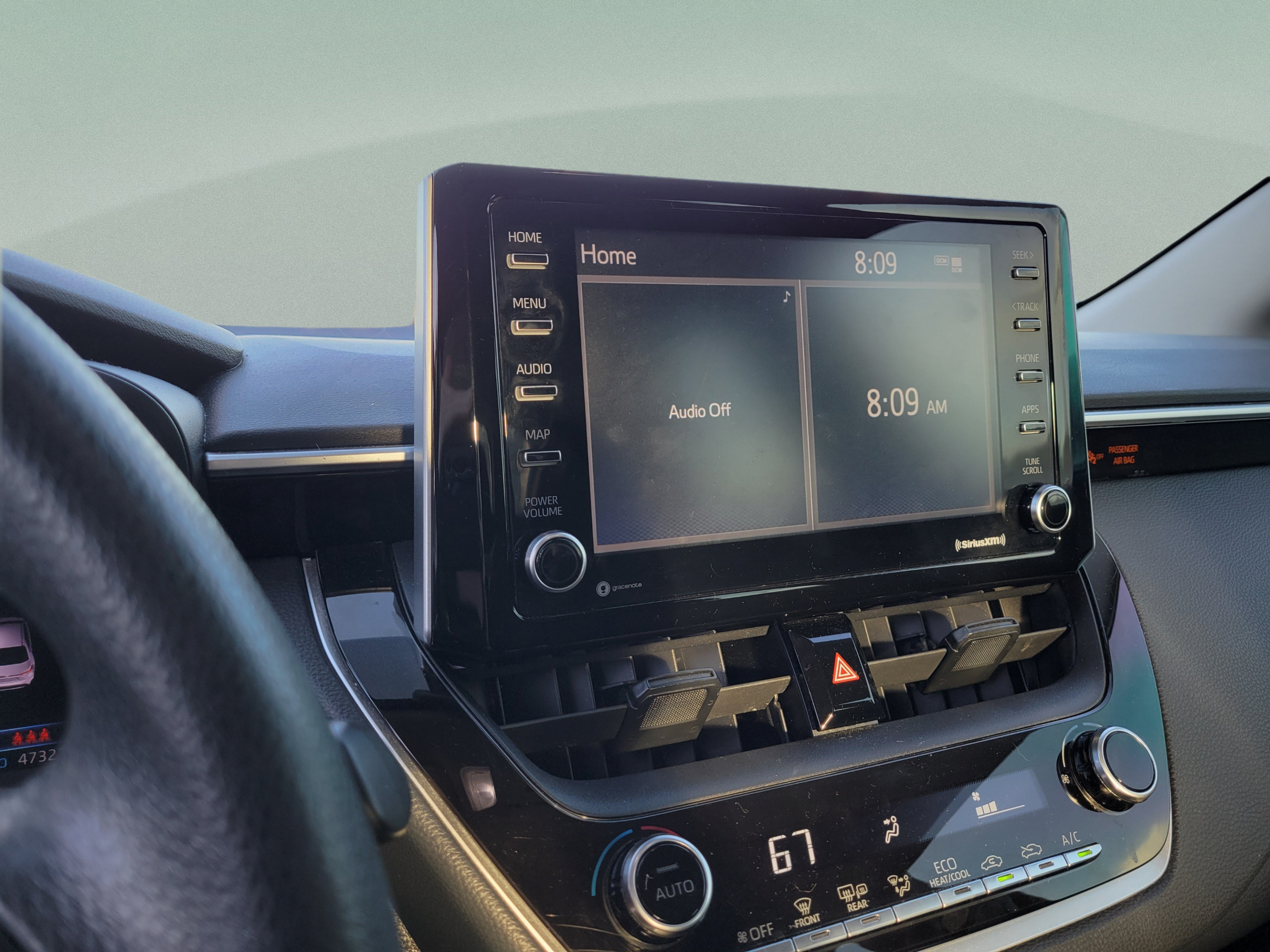 Used 2021 Toyota Corolla LE FWD image 17