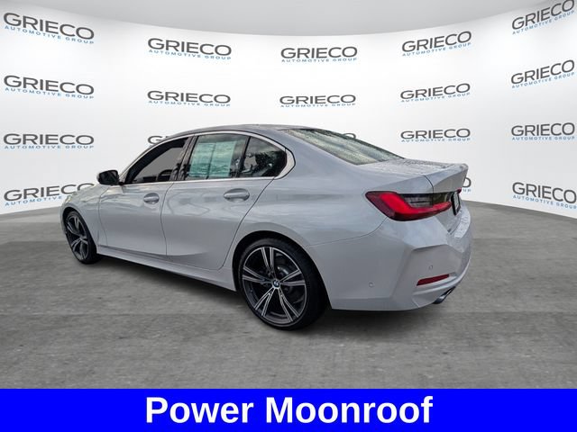 Used 2024 BMW 330i Sedan w/ Convenience Package RWD image 5