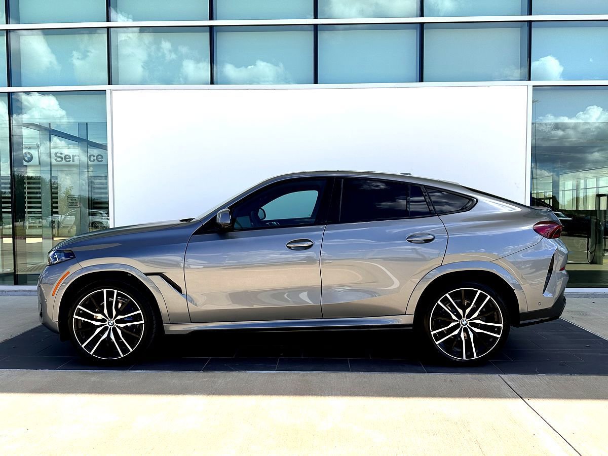 New 2026 BMW X6 xDrive40i w/ Climate Comfort Package image 8