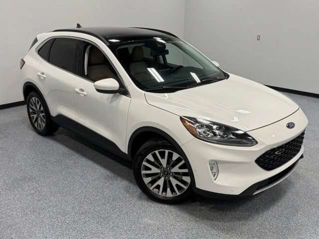 Used 2021 Ford Escape Titanium AWD/4WD image 36
