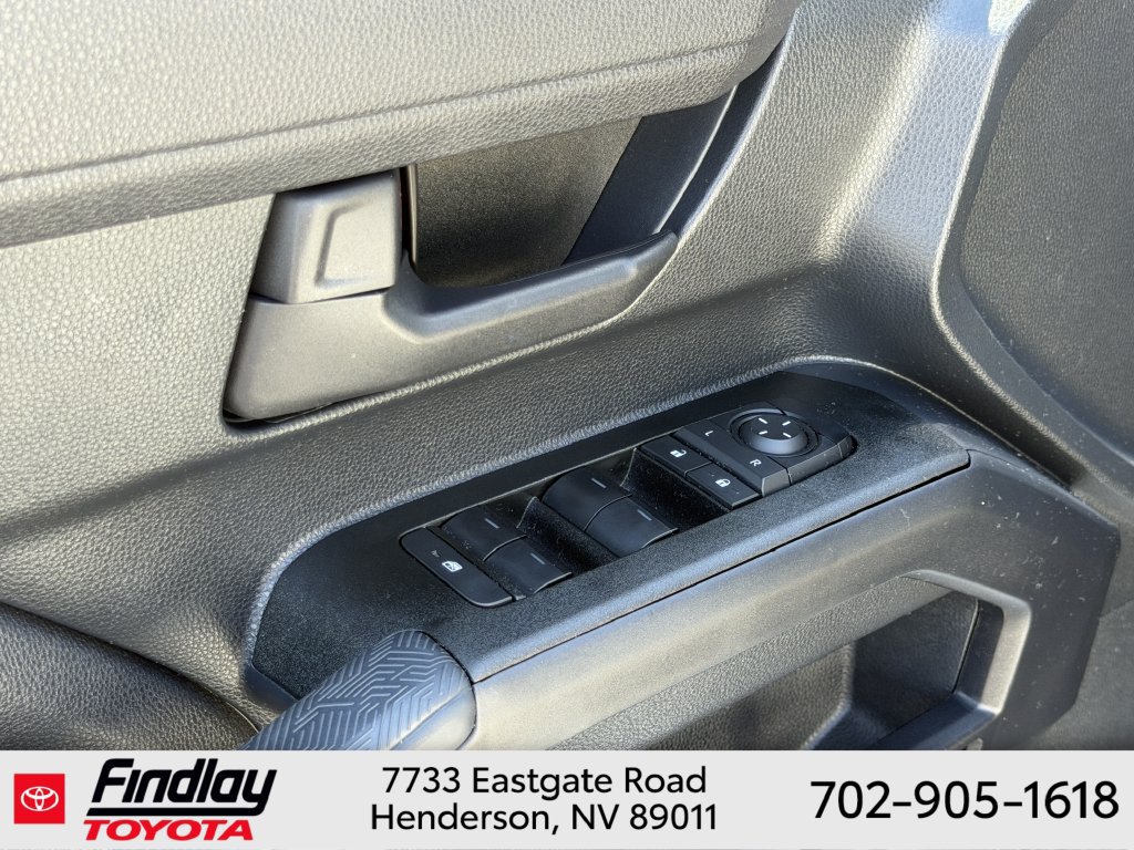 Certified 2025 Toyota 4Runner SR5 AWD/4WD image 21