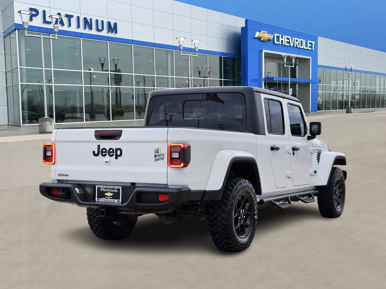 Used 2024 Jeep Gladiator Sport image 6