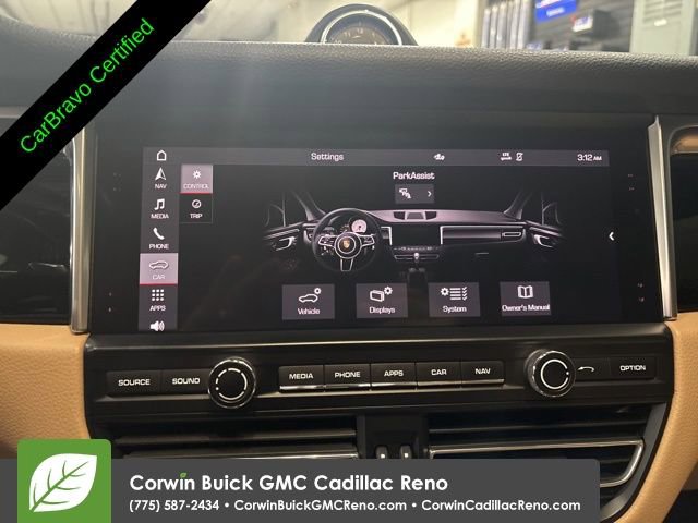 Used 2021 Porsche Macan AWD/4WD image 21