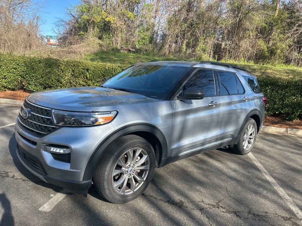 Used 2023 Ford Explorer XLT w/ Equipment Group 202A image 20