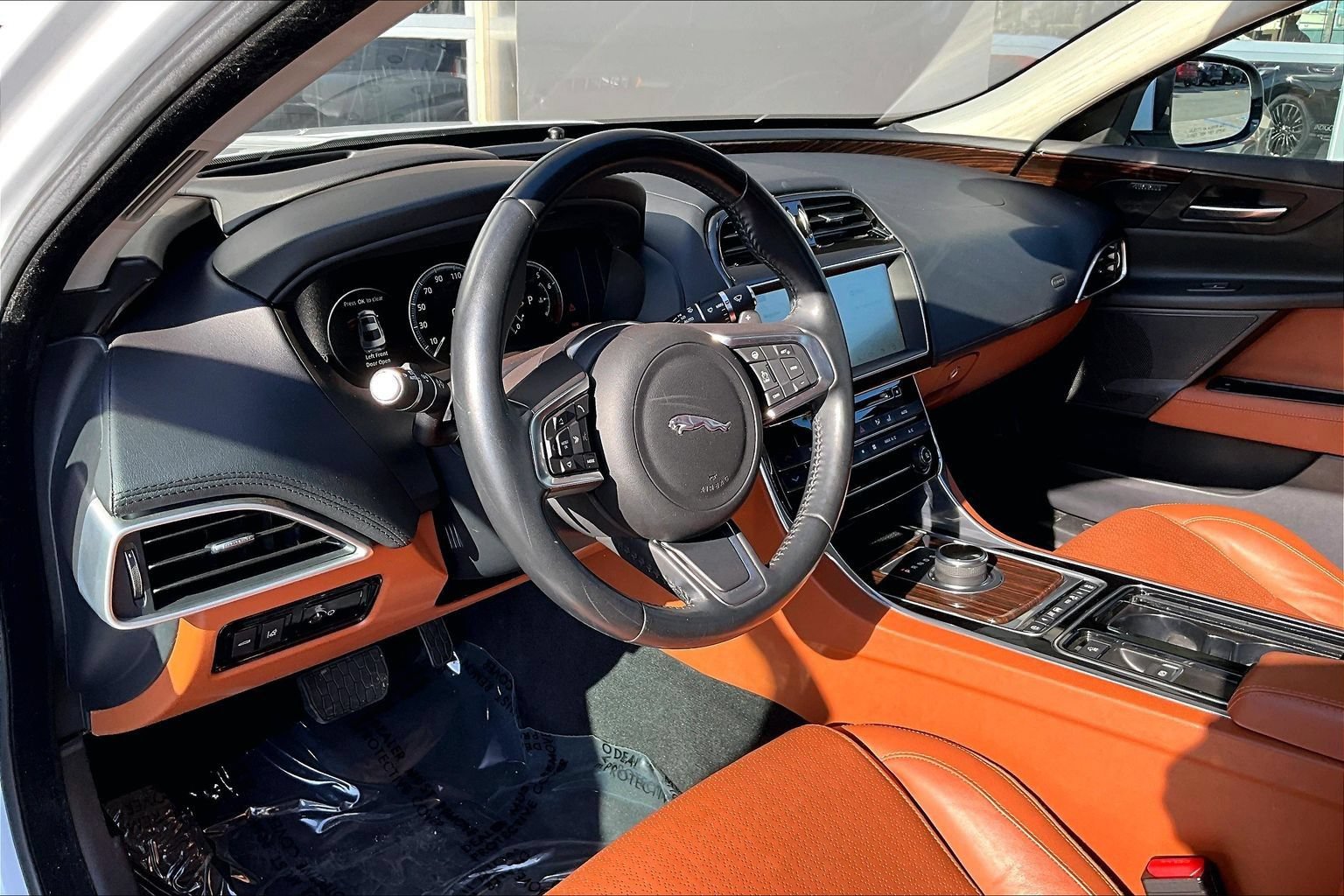 Used 2018 Jaguar XE Portfolio RWD image 14