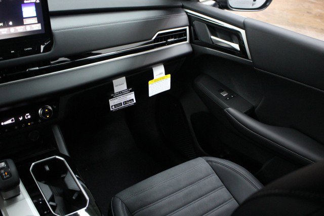 New 2026 Mitsubishi Outlander LE FWD image 21