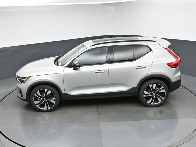 Used 2023 Volvo XC40 B5 Ultimate w/ Protection Package Premier AWD/4WD image 47