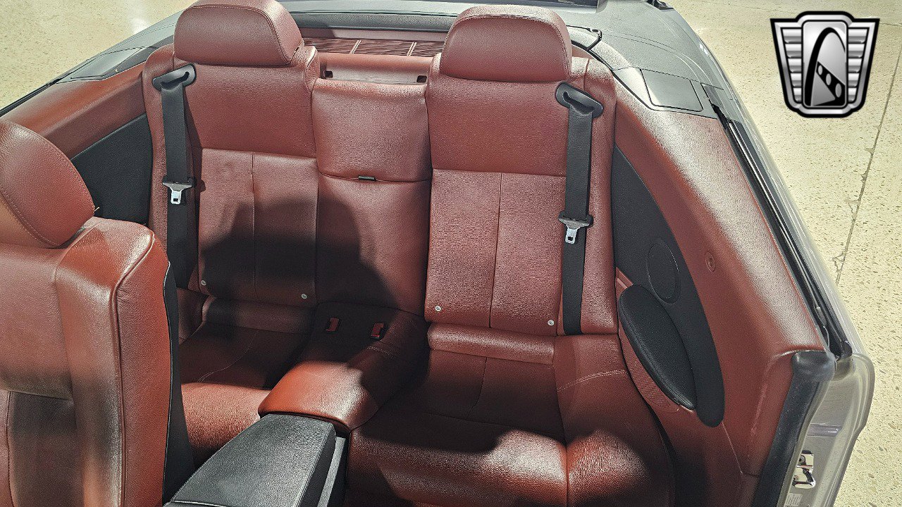 Used 2007 BMW 650i Convertible image 27