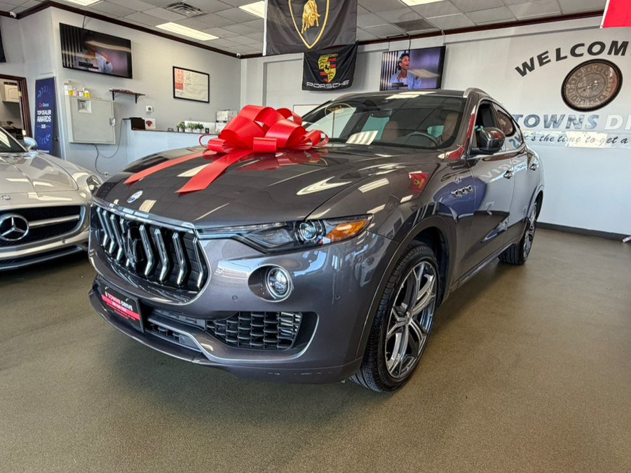 Used 2023 Maserati Levante GT AWD/4WD image 2