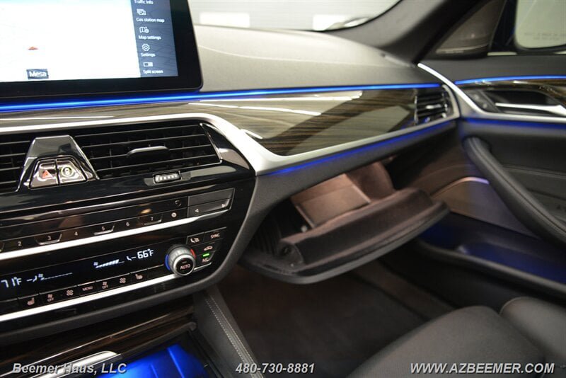 Used 2023 BMW 530i w/ M Sport Package image 36