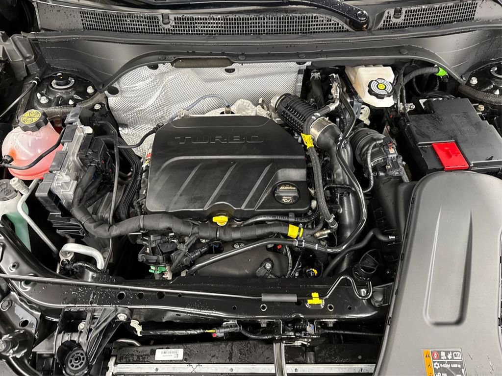 Used 2025 Buick Envista Preferred w/ Convenience I Package image 13