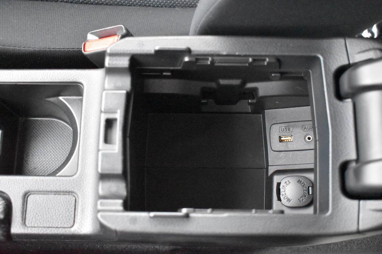 Used 2013 Subaru Impreza 2.0i Premium image 27