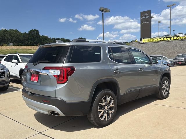 Used 2023 GMC Acadia SLT w/ Preferred Package FWD image 4