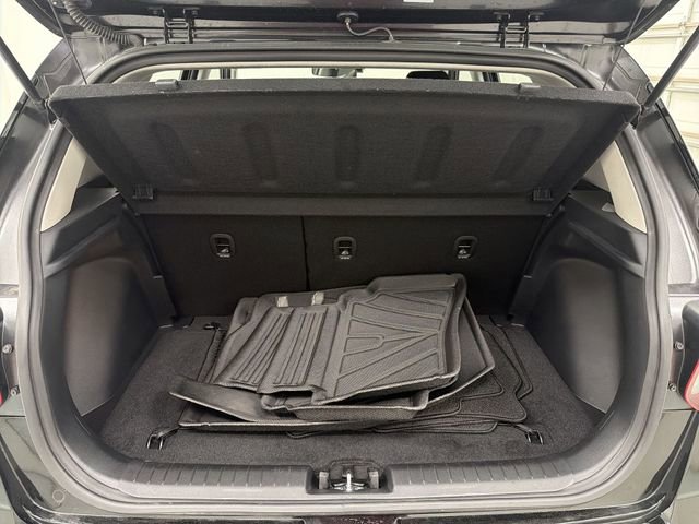 Used 2026 Hyundai Venue SEL image 15