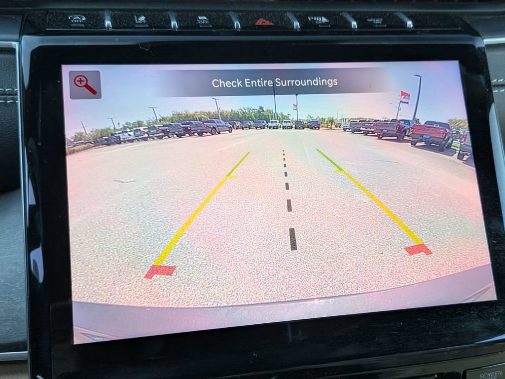 Used 2025 Jeep Grand Cherokee L Limited RWD image 23
