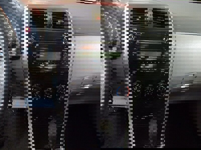 Used 2010 Toyota Corolla image 14