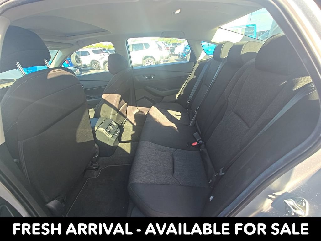Used 2025 Honda Accord SE image 14