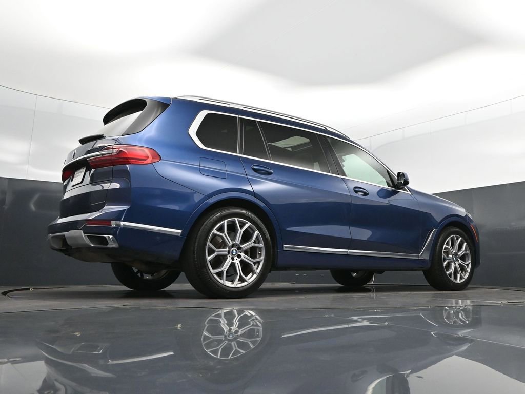 Used 2021 BMW X7 xDrive40i w/ Premium Package 2 image 43