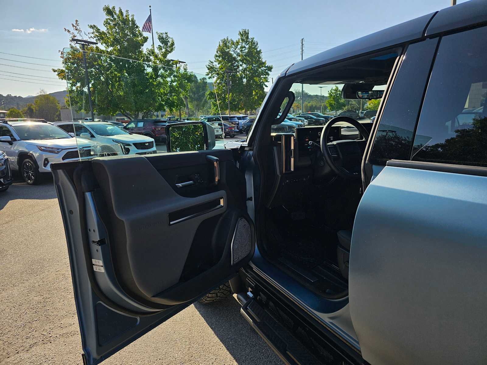 Used 2024 GMC Hummer EV 3X w/ Omega Edition image 20