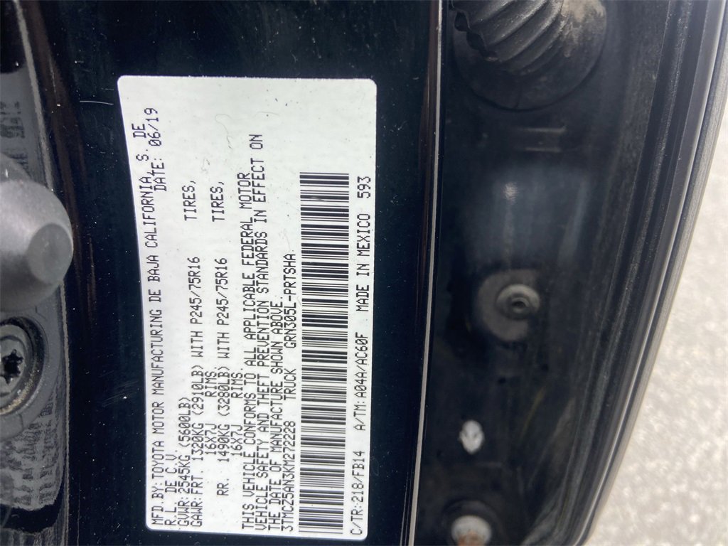 Used 2019 Toyota Tacoma SR w/ SR Convenience Package image 32