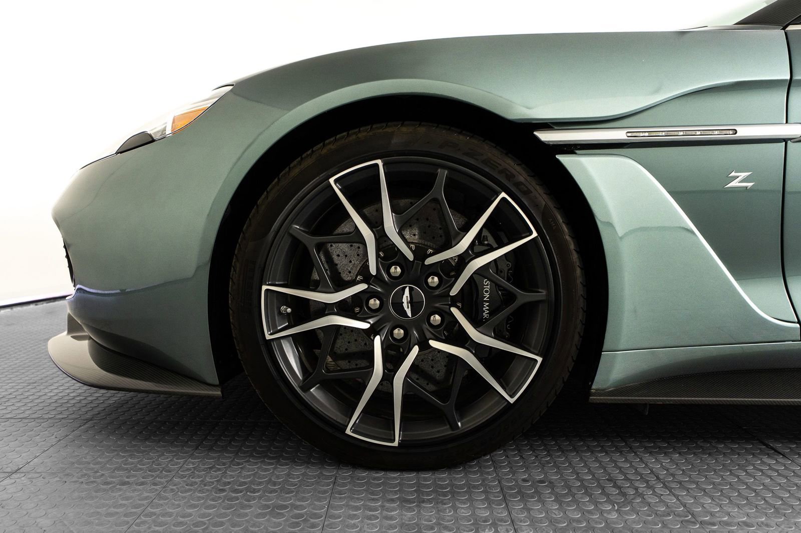 Used 2019 Aston Martin Vanquish Zagato image 14