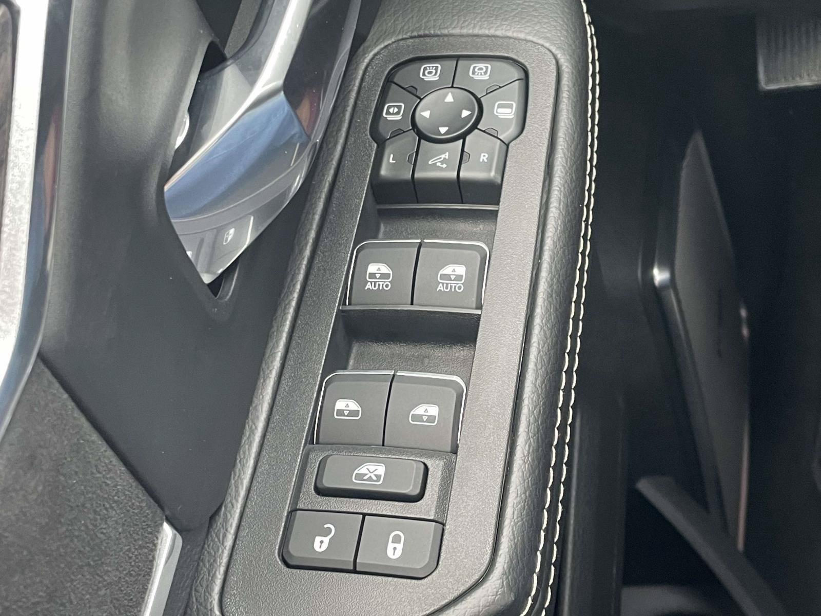 New 2026 RAM 2500 Laramie AWD/4WD image 7