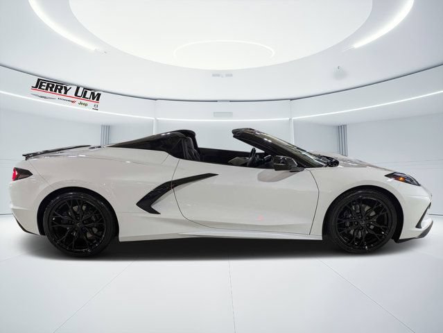 Used 2024 Chevrolet Corvette Stingray Premium Conv RWD image 2