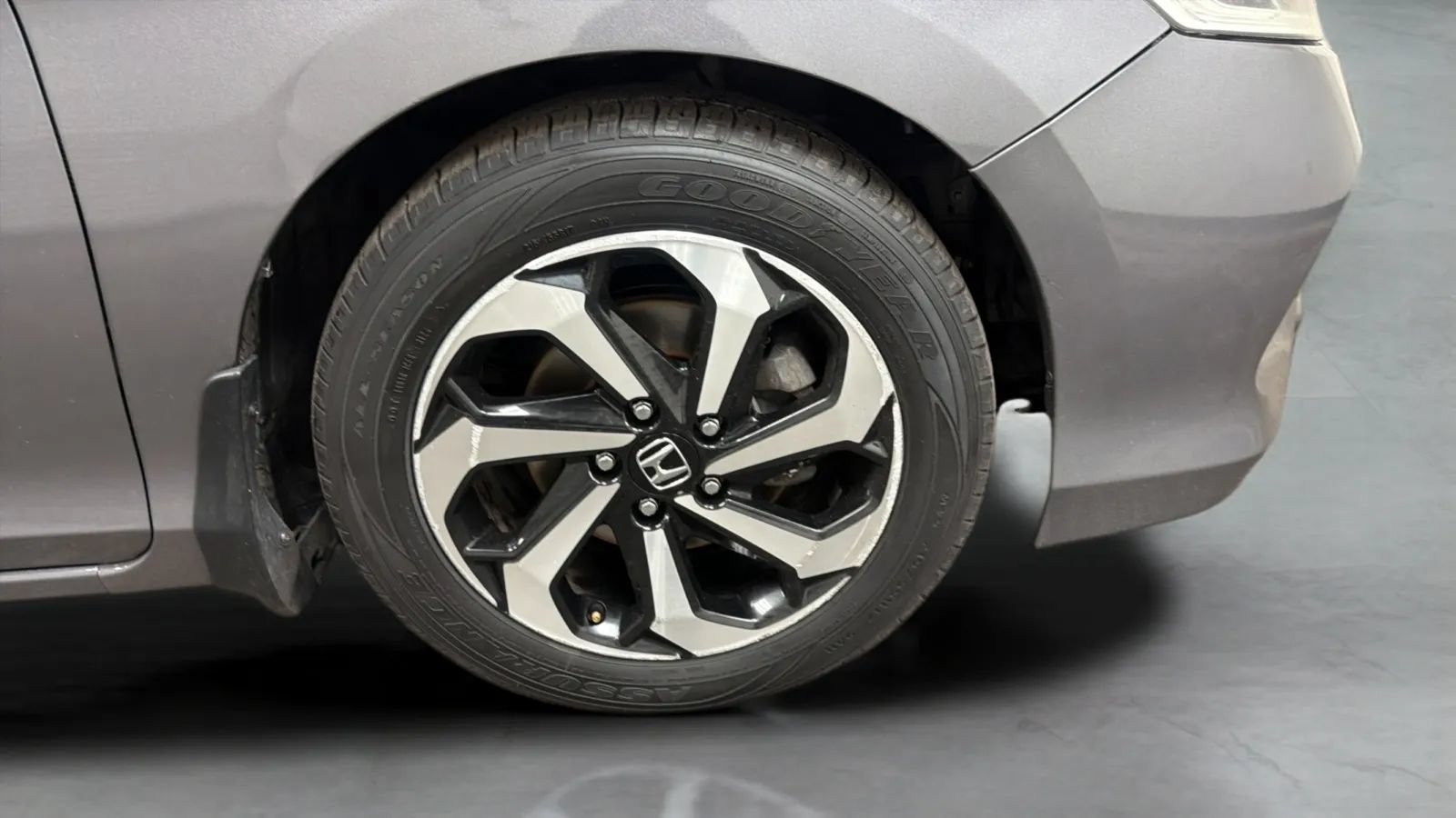 Used 2016 Honda Accord EX-L image 25