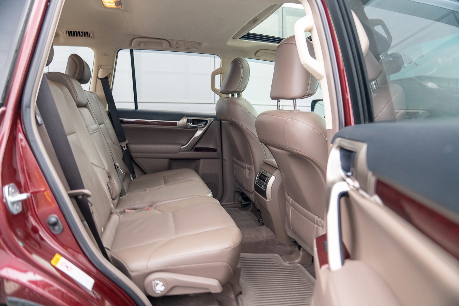 Used 2018 Lexus GX 460 image 26