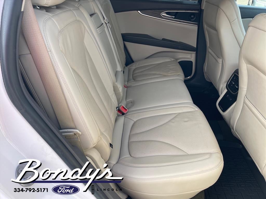 Used 2019 Lincoln Nautilus Reserve image 16