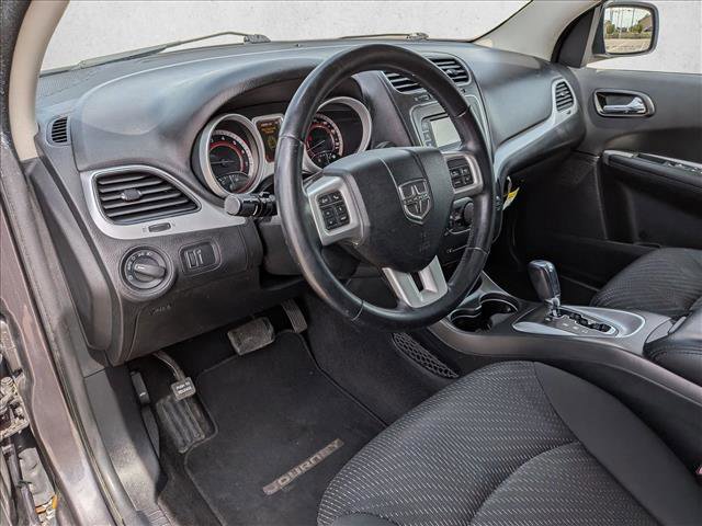 Used 2017 Dodge Journey SE w/ Flexible Seating Group FWD image 10