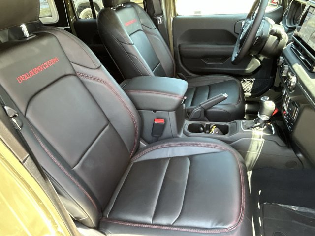 New 2025 Jeep Wrangler Unlimited Rubicon w/ Safety Group AWD/4WD image 12